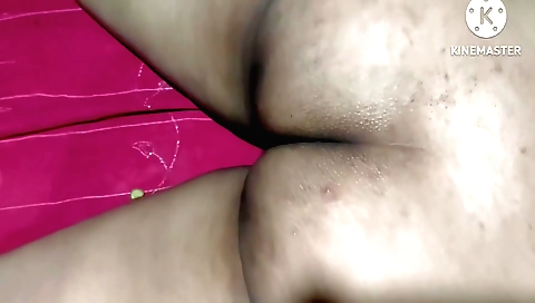 Busty lady mast maal sucks her own pussy and enjoys the way