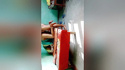 Long black hair and hot ass in a sexy amateur sex video