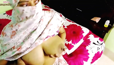 Indian babe with a big ass and big boobs is fucked