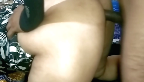 Indian babe gets her big ass fucked hard on web cam