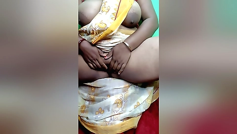 Sexy Indian amateur porn video with a big ass woman