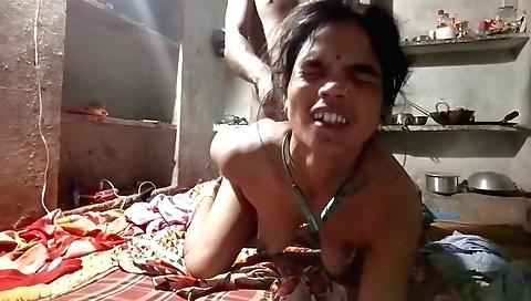 Indian bhabhi and her boyfriend get their dick out