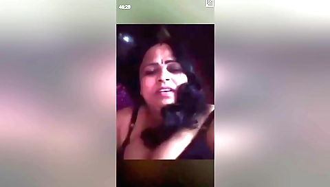 Busty Indian chick shows off her hairy pussy and pussy