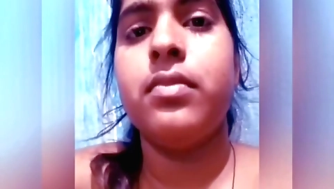 Indian chubby is showing her pussy juice in solo game