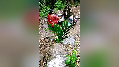 Outdoor brunette amateur 4k video of a mature brunette