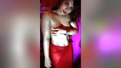 Gunjan aras takes off all she wears for the web cam