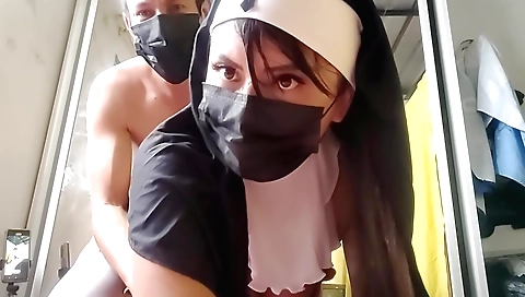 Indian hottie fuck by the priest in an amateur 60fps vid