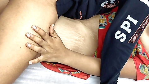 Tight indian desi chick with a tight pussy gets penetrated