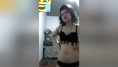 Today Exclusive -sexy Afghani Chick Shows Her Nude Body 3