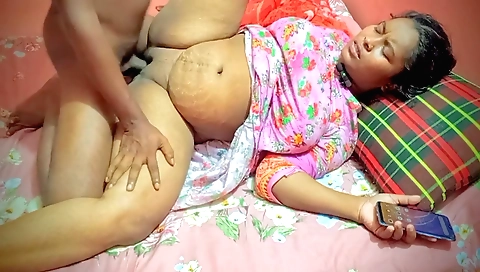 Indian brunette with big booty fucked and licks her clit