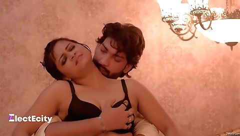 Hot brunette 18+ sexy babe with a sexy ass and sexy dress