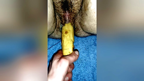 Indian girl with natural curves enjoys playing with a dildo