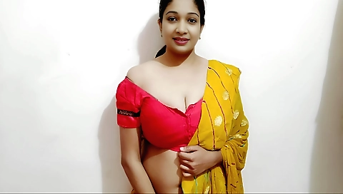 Bhabi wants to have a sex after getting naked for her boyfriend
