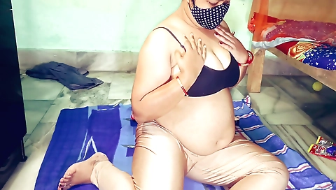 Hot Sarmila Bhabhi With Big Boobs Took Devars Dick In Her Ass