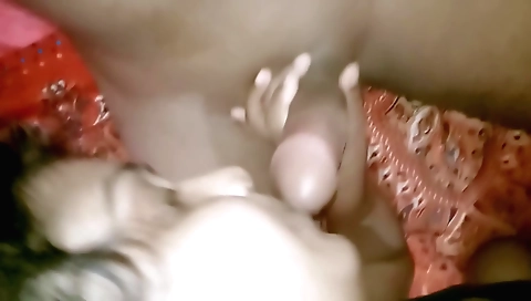 Stepmom gets her pussy filled with cum in a homemade porn clip