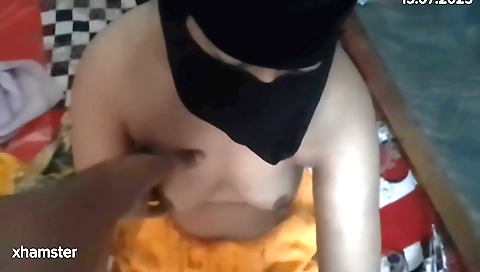 Indian bangla bhabi showing her breasts and nipples