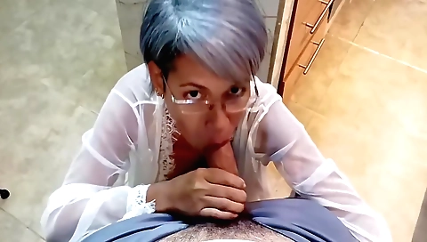 Indian mature 18+ video shows her swallowing her stepson's cum