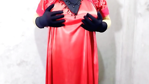 Indian girl in red dress fucks herself in solo video