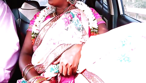 Indian bhabi plays with her friends dick in the car