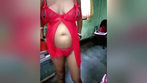 Amateur indian bhabhi was getting anal fuck in her pussy