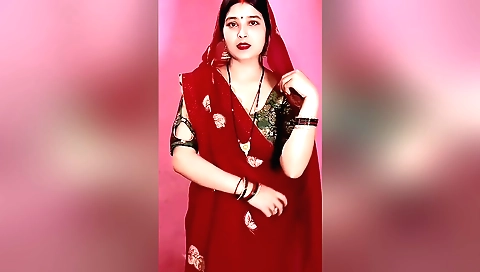 Indian schoolgirl with big tits fucks herself in a solo scene