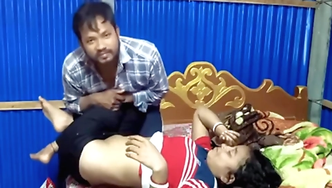 Slutty indian brunette fuck and orgasm with her friend