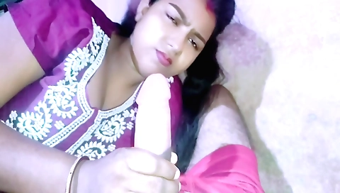 Indian porn video with a brunette babe and a stepbrother