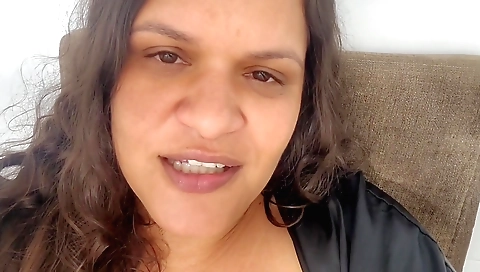 Indian teen brunette in shorts 2015 masturbation scene