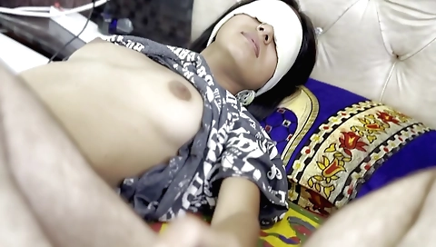 Hot amateur indian porn video with her hot girlhood porn