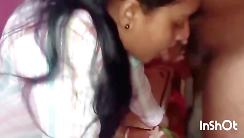 Indian brunette shows off a big ass in front of a camera