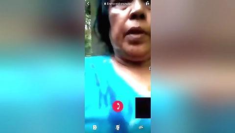 Mature brunette shows her big tits and ass in amateur clip