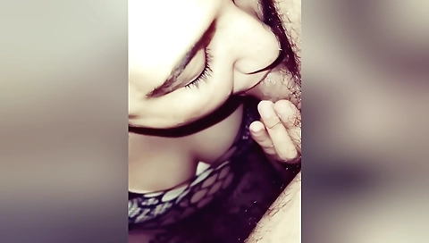 Big ass brunette chick getting fucked in a threesome