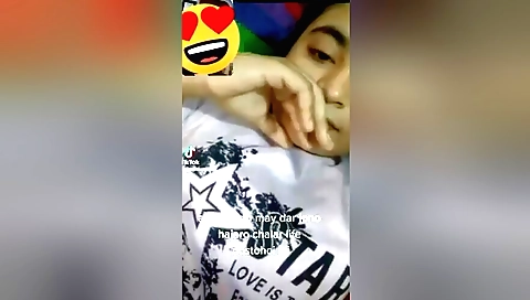 Sexy brunette desi chick shows her boobs in a solo video