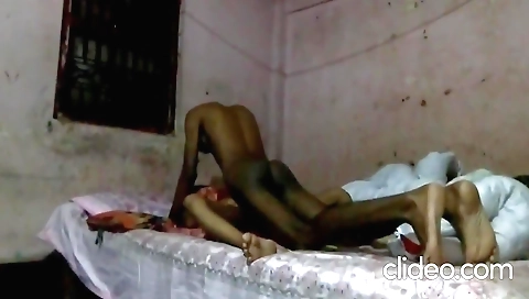 Brunette brunette bhabi gets her pussy fucked on webcam