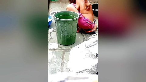 Stepson and stepsis take bath and make love to each other