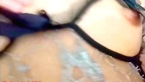 Asian pinay with lustful face dusty and lusty fingers